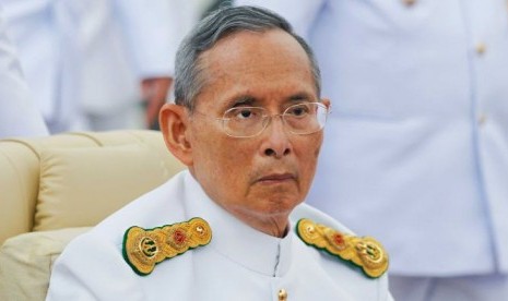 Kematian Raja Bhumibol tinggalkan ketidakpastian akan penerus takhtanya. 