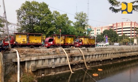 Kemen PUPR optimalisasi pompa untuk mengurangi bau Kali Sentiong