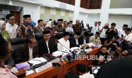 Kemenag dan DPR menyepakati Biaya haji 2025.