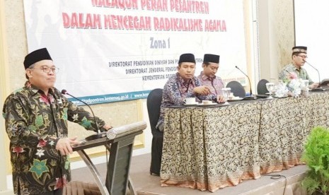 Kemenag Perkuat Moderasi Islam Melalui Pesantre