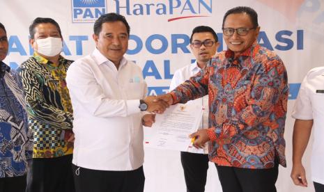 Kemendagri Teken Berita Acara Serah Terima Penyaluran Bantuan Keuangan Parpol