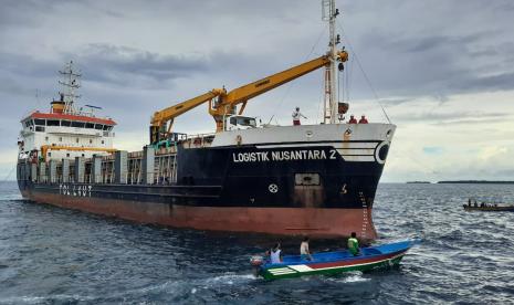 Kemenhub melalui Direktorat Lalu Lintas Angkutan Laut mengoptimalkan tol laut dengan multimoda dalam satu trip perjalanan. 