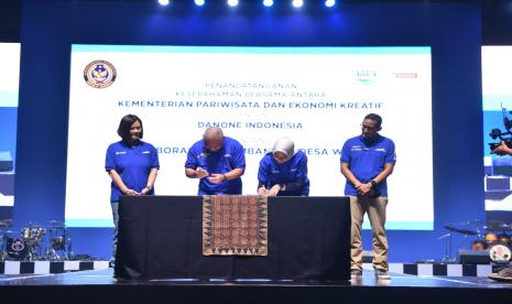 Kemenparekraf bekerja sama dengan Danone Indonesia terkait pengembangan 14 desa wisata di tujuh provinsi.