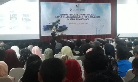 Kemenristekdikti menggelar seminar e-commerce untuk Pendidikan Vokasi