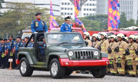 Kementerian Dalam Negeri (Kemendagri) bersama Pemerintah Provinsi DKI Jakarta menggelar Upacara Peringatan HUT ke-104 Pemadam Kebakaran (Damkar) dan Penyelamatan Tingkat Nasional di Lapangan Monas, Jakarta Pusat, Rabu (1/3/2023).