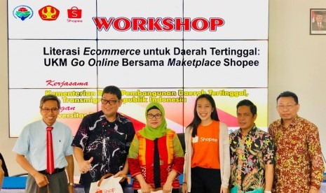 Kementerian Desa, Pembangunan Daerah Tertinggal dan Transmigrasi (Kemendes PDTT) bekerja sama dengan marketplace Shopee dan Universitas Tadulako menggelar workshop literasi e-commerce untuk pelaku UMKM di daerah tertinggal pada Rabu (29/5) lalu. 