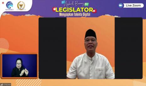 Kementerian Komunikasi dan Informatika (Kementerian Kominfo) bersama Dewan Perwakilan Rakyat (DPR), kembali menyelenggarakan seminar online yang berjudul Ngobrol Bareng Legislator.  Seminar online yang dilaksanakan selama dua hari yakni Jumat (5/5/2023) dan Sabtu (6/5/2023) lalu tersebut diinisiasi dan didukung oleh Kementerian Kominfo, yang melibatkan berbagai elemen masyarakat dengan tujuan untuk mendorong masyarakat agar dapat memanfaatkan internet sebagai edukasi dan bisnis. Selain itu, acara ini juga diharapkan dapat mengedukasi masyarakat agar lebih cerdas dalam berkomunikasi dan memilah informasi dari media sosial, sehingga mampu menjadi talenta digital yang mumpuni.