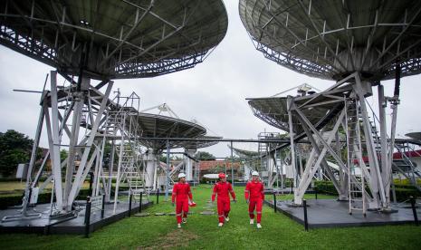 Kementerian Komunikasi dan Informatika (Kominfo) belum lama ini telah memberikan Hak Labuh Satelit Starlink kepada Telkomsat, anak usaha PT Telkom Indonesia (Persero) Tbk (Telkom) yang bergerak sebagai penyedia layanan satelit yang ahli dalam memberikan layanan hulu ke hilir yang berkualitas tinggi dan berstandar internasional. 