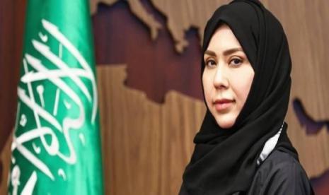 Kemenlu Arab Saudi Tunjuk Dirjen Wanita Pertama. Kementerian Luar Negeri Arab Saudi (MOFA) Selasa lalu, menunjuk wanita sebagai salah satu pimpinan pertamanya. Berdasarkan laporan, Ahlam binti Abdulrahman Yankasar menjadi wanita pertama yang menduduki jabatan sebagai direktur jenderal Departemen Kebudayaan di kementerian tersebut.