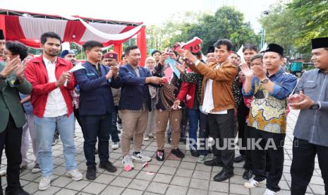 Kementerian Pemuda dan Olahraga Republik Indonesia (Kemenpora RI) bersama Perwakilan Organisasi Mahasiswa, Kepelajaran dan Kepemudaan mendeklarasikan perang melawan Judi Online dalam penutupan Pesta Prestasi Volume X tahun 2024 di Plaza Kemenpora Jumat (13/12/2024).