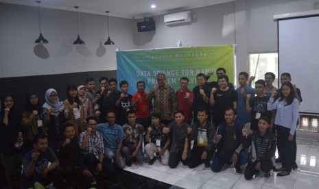 Kementerian Pemuda Olahraga (Kemenpora) bersama Telkom Indonesia menggelar pelatihan Data Scientist pada 4-6 Desember 2019 di Digital Innovation Lounge (DILo) Yogyakarta.