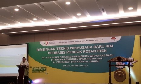 Kementerian Perindustrian menggelar pelatihan kewirausahaan berbasis pondok pesantren di Indonesian Convention Exhibition (ICE) BSD, Tangerang, Banten, Selasa, (18/2).