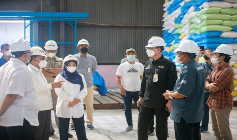 Kementerian Pertanian (Kementan) melalui Direktorat Jenderal Prasarana dan Sarana Pertanian (PSP) terus memantau ketersediaan bahan pangan pokok di pasaran. Salah satunya dilakukan di Kota Medan, Sumatera Utara, untuk memastikan bahwa ketersediaan bahan pangan pokok masyarakat dalam kondisi yang aman.