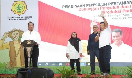 Kementerian Pertanian Melalui Badan Penyuluhan dan Pengembangan SDM Pertanian (BPPSDMP) menyelenggarakan kegiatan Pembinaan Penyuluh Pertanian dan Petani Wilayah Jawa Timur. Menteri Pertanian (Mentan) Andi Amran Sulaiman menyatakan dukungannya penyuluh pertanian dan petani dalam peningkatan produksi padi dan jagung di Jawa Timur.