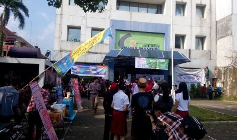 Kemeriahan Nusa Mandiri Fair 2017.