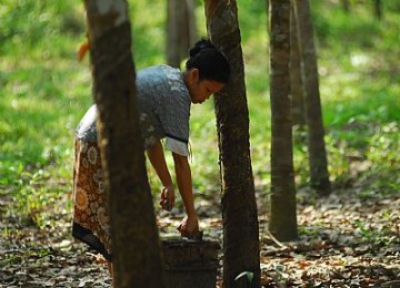 Kemiskinan ikut mendorong tingginya angka kematian ibu