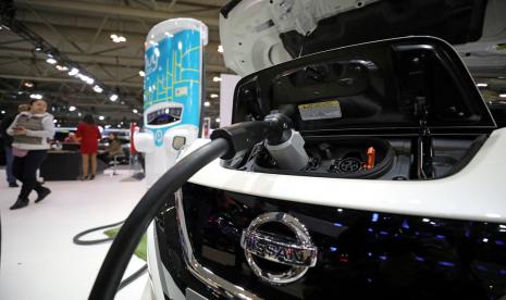 Kendaraan listrik Nissan Leaf 2020 ditampilkan di Canadian International Auto Show di Toronto, Ontario, Kanada 18 Februari 2020.