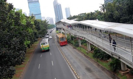 Saat pencoblosan pilpres, Rabu (9/7), arus lalu lintas lenggang. Seperti halnya di Jakarta. Raisan Al Farisi