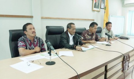 Kepala Badan Ketahanan Pangan Agung Hendriadi memimpin rapat koordinasi khusus bersama Bulog