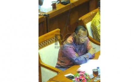 Kepala Badan Nasional Penanggulangan Terorisme (BNPT) Komisaris Jenderal Polisi Saud Usman Nasution mengikuti rapat dengar pendapat dengan Komisi III DPR RI di Komplek Parlemen, Jakarta, Rabu (8/4). 