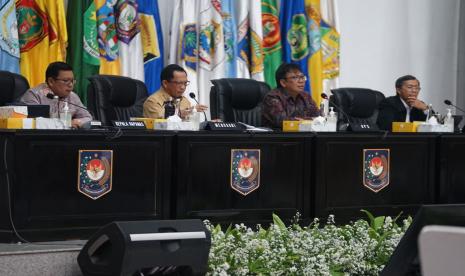 Kepala Badan Pangan Nasional/National Food Agency (NFA) Arief Prasetyo Adi Rapat Sinkronisasi Program/Kegiatan Pengendalian Inflasi, Senin, (5/12/2022), di Jakarta, bersama bersama Menteri Dalam Negeri (Mendagri) Tito Karnavian, Kepala Badan Pusat Statistik (BPS) Margo Yuwono, Perwakilan Kementerian Perdagangan dan Kementerian Pertanian, serta Pemimpin Daerah dari seluruh provinsi dan kabupaten/kota membahas langkah-langkah pengendalian inflasi jelang akhir tahun.