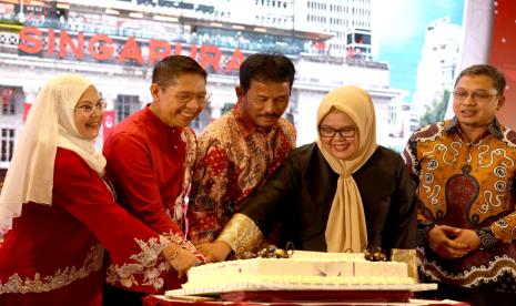 Kepala Badan Pengusahaan Batam (BP Batam), Muhammad Rudi menghadiri undangan Singapore National Day Parade (NDP) 2023 dalam rangka Perayaan Hari Ulang Tahun (HUT) Singapura ke-58.