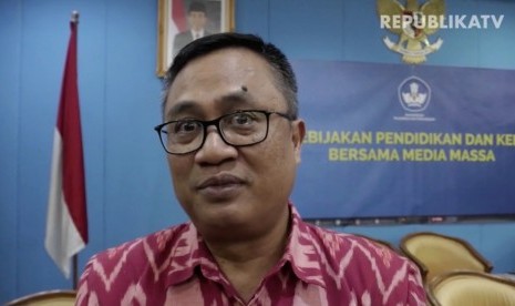  Kepala Badan Standar Nasional Pendidikan Bambang Suryadi