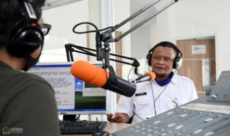 Kepala Bagian Humas dan Protokol Sekretariat DPRD Provinsi Jabar Yedi Sunardi SE MM 