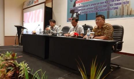 Kepala Bidang Pengendalian Pengawasan Penanaman Modal dan Sistem Informasi Dinas Penanaman Modal dan Pelayanan Terpadu Satu Pintu Provinsi Kepulauan Bangka Belitung (Babel), Ermedi membuka kegiatan Workshop Laporan Kegiatan Penanaman Modal (LKPM) Online di Hotel BW Suite Tanjung Pandan Belitung, pada Selasa (10/03).