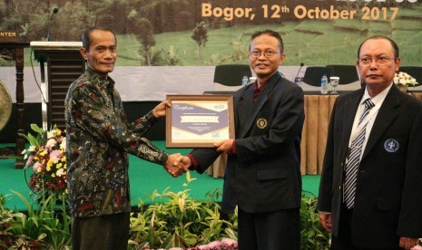 Kepala BKP Agung Hendriadi dalam acara 1st International Conference on Applied Science for Energy and Food Sovereignty di IPB ICC Bogor, Kamis (12/10).