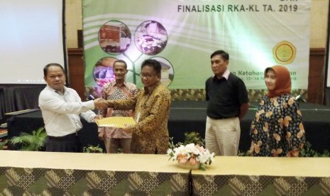 Kepala BKP Agung Hendriadi saat memberi arahan dalam evaluasi kegiatan 2018 dan perencanaan 2019 di Yogyakarta.