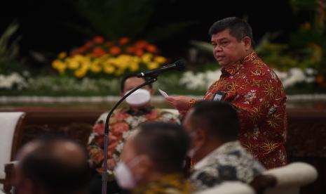 Kepala BPKP Muhammad Yusuf Ateh memberikan paparan saat Rapat Koordinasi Nasional Pengawasan Intern Pemerintah tahun 2022 di Istana Negara, Jakarta, Selasa (14/6/2022). Rakornas itu mengangkat tema kawal produk dalam negeri untuk bangsa mandiri. 