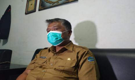 Kepala Dinas Kesehatan Kota Tasikmalaya, Uus Supangat saat diwawancara, Senin (7/12)