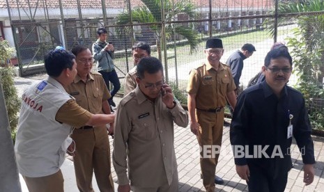 Kepala Dinas Pendidikan Jabar, Ahmad Hadadi melakukan pemantauan pelaksanaan UNBK (ilustrasi)