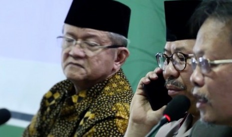 Kepala Divisi Humas Polri, Irjen Pol Setyo Wasisto (tengah)