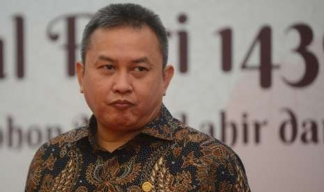 Kepala Eksekutif Pasar Modal OJK, Hoesen. Otoritas Jasa Keuangan (OJK) menyebut terdapat dua faktor yang akan mendorong kinerja pasar modal Indonesia dalam beberapa waktu ke depan. Pertama kenaikan investor ritel dan kedua rencana masuknya sejumlah perusahaan startup.