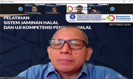 Kepala Halal Science Center (HSC)  IPB University, Prof Dr Khaswar Syamsu.