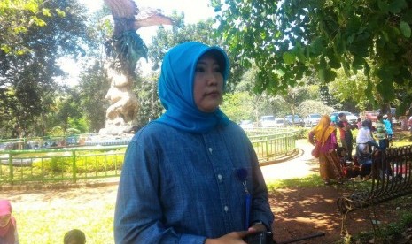 Kepala Pengelola Taman Margasatwa Ragunan, Dina Himawati