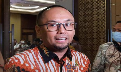 Kepala PPATK Ivan Yustiavandana ketika diwawancarai wartawan sesuai acara Rakornas PPATK di sebuah hotel di Jakarta, Kamis (19/1/2023). Ivan menjelaskan soal dana kejahatan lingkungan yang mengalir ke anggota partai politik.