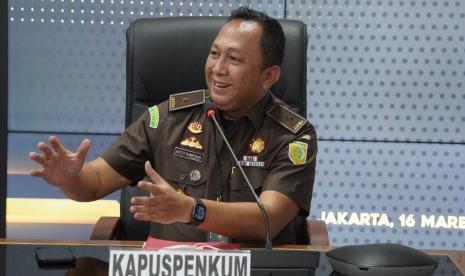 Ilustrasi. Kepala Pusat Penerangan dan Hukum (Kapuspenkum) Kejakgung Ketut Sumedana. Kejaksaan Agung (Kejagung) menemukan peredaran beberapa komoditas barang impor yang menggunakan label atau merek dalam negeri di sejumlah sentra perbelanjaan. 