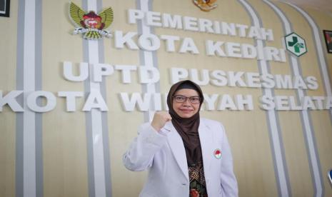 Kepala Puskesmas Kota Wilayah Selatan Kediri, Fathiyah Rohmah mengajak masyarakat Kota Kediri untuk segera mendaftarkan diri sebagai peserta JKN-KIS. Ia menyatakan bahwa JKN-KIS merupakan kebutuhan yang seharusnya dipenuhi saat sedang sehat. Hal ini dikarenakan JKN-KIS mengakomodir kebutuhan layanan kesehatan yang komprehensif dan berkelanjutan.