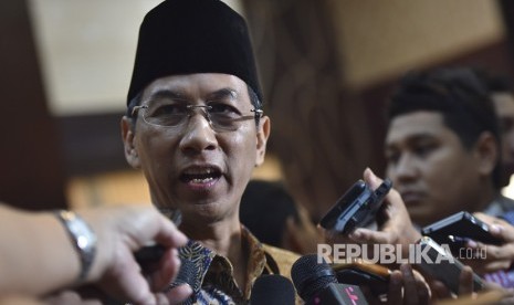 Kepala Sekretariat Presiden (Kasetpres) Heru Budi Hartono memberikan keterangan kepada wartawan.