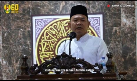 Kepala Staf Angkatan Darat (KSAD) Jenderal Andika Perkass mengisi kuliah Subuh di Masjid Nurul Amin, Kota Jayapura, Papua pada medio November 2021. Video tausiyah tersebut diunggah akun resmi TNI AD pada Sabtu (4/12), namun kemudian dihapus dari Twitter, Instagram, dan Youtube pada Ahad (5/12).