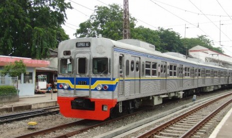 Kereta api (KRL) yang beroperasi di Jabodetabek.