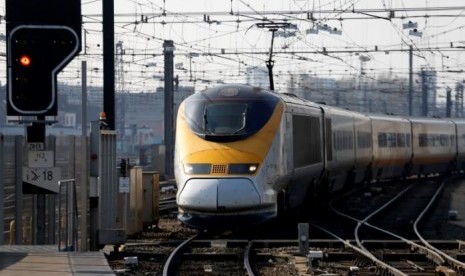 Kereta api Prancis Eurostar.