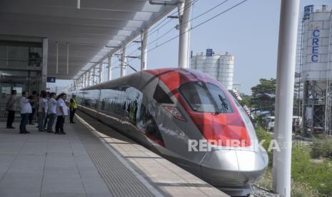 Kereta Cepat Jakarta-Bandung