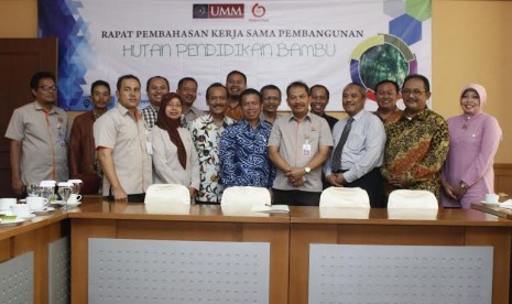 kerja sama UMM dan Perhutani membuat hutan pendidikan.