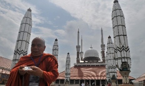 Indeks Kerukunan Naik karena Muslim Menjaga Stabilitas. Foto ilustrasi kerukunan umat beragama.