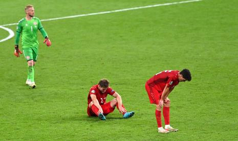 Kesedihan pemain Denmark setelah kalah di semifinal UEFA EURO 2020 antara Inggris dan Denmark di London, Inggris, 07 Juli 2021.