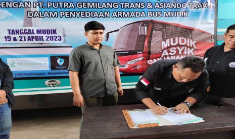 Kesepakatan kerjasama GBB bersama sejumlah travel terkait program mudik gratis untuk rekan sesama buruh dan para pekerjanya.  